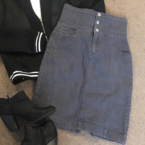 Dresses & Skirts - High waisted denim skirt